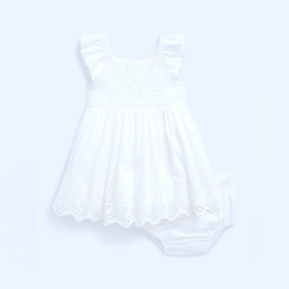 Baby Gap -Baby Eyelet Set - 3/6 months - Picture 1 of 5